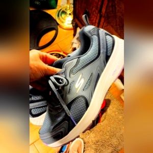 Women's new Skechers